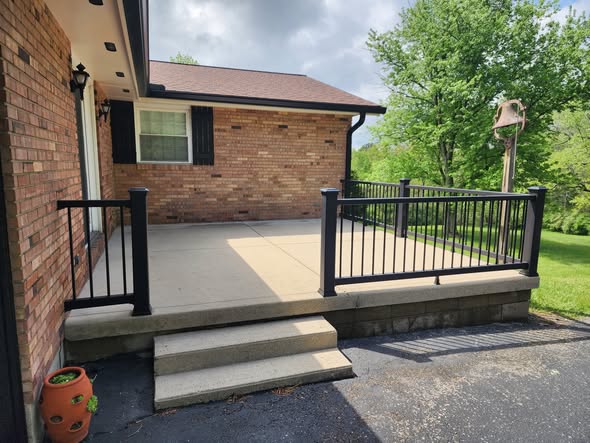 Decks, Fences & Staining